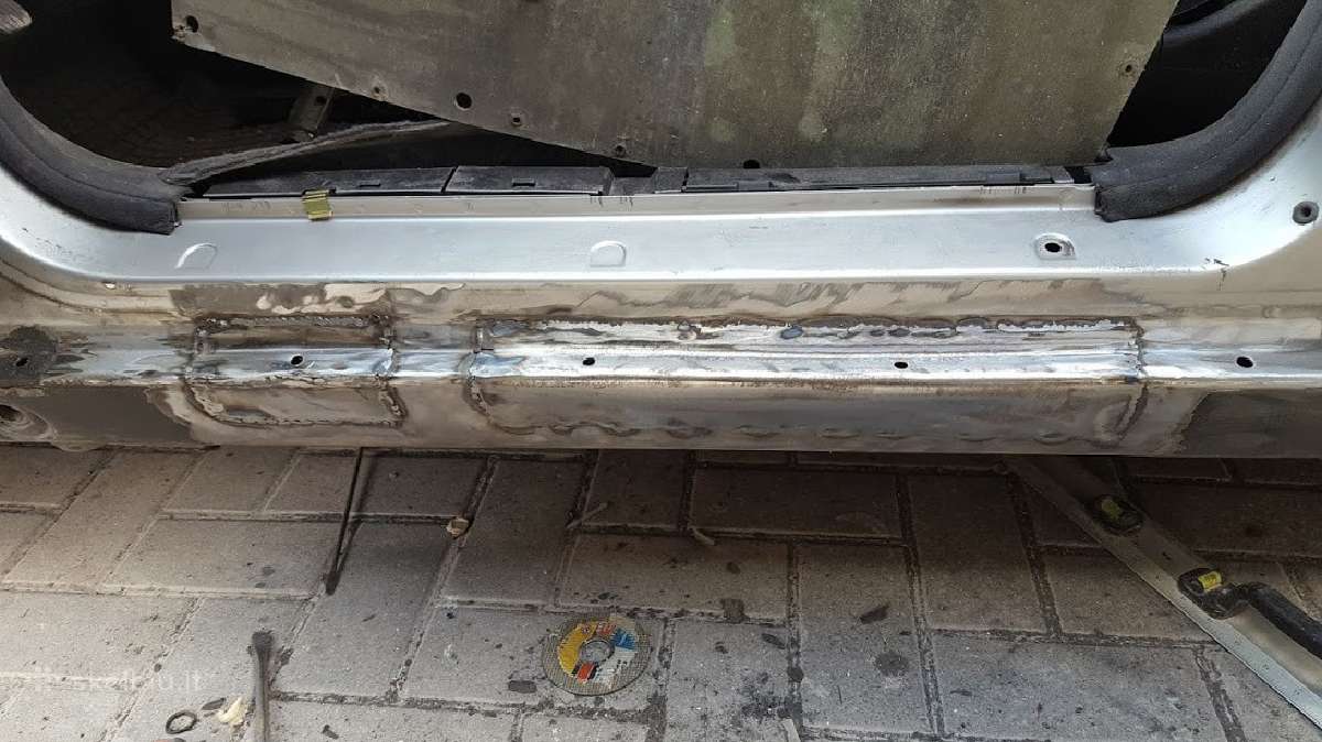 Mikroautobusu ir ne tik kėbulų virinimas-dažymas - nuotraukos Nr. 6