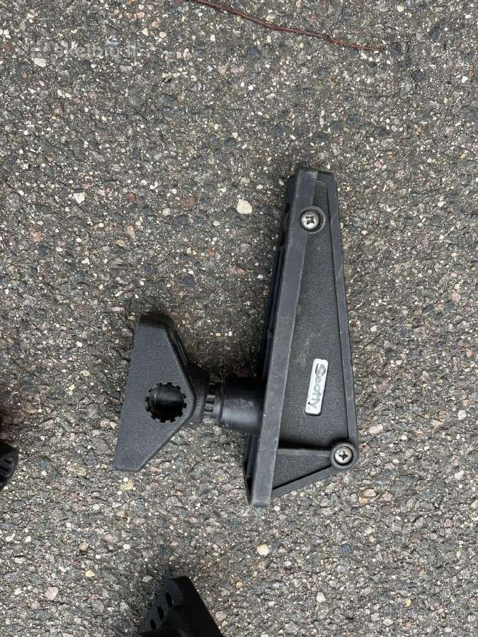Vairo kolonele elektronika laidai garmin yamaha - nuotraukos Nr. 12