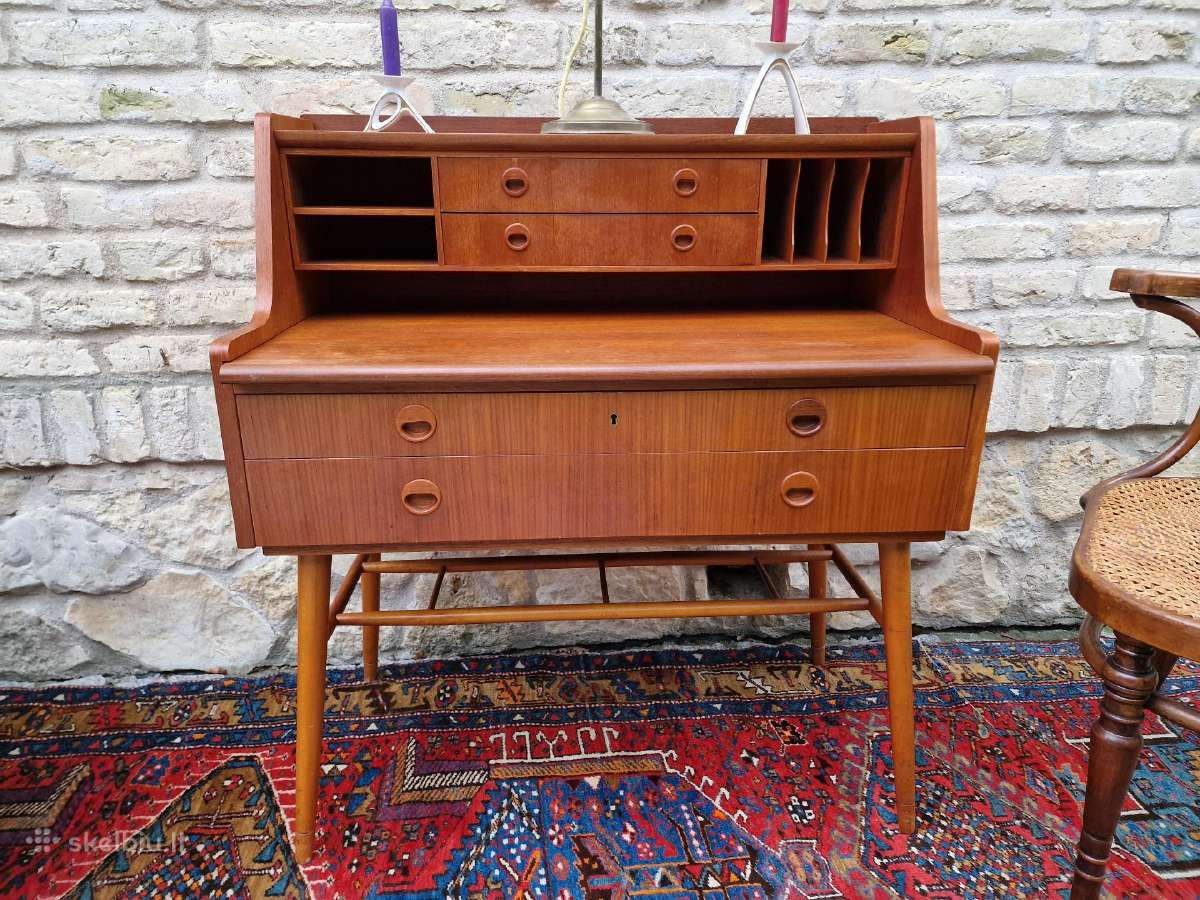 Vintažinis mid century tikmedžio rašomasis stalas - nuotraukos Nr. 2