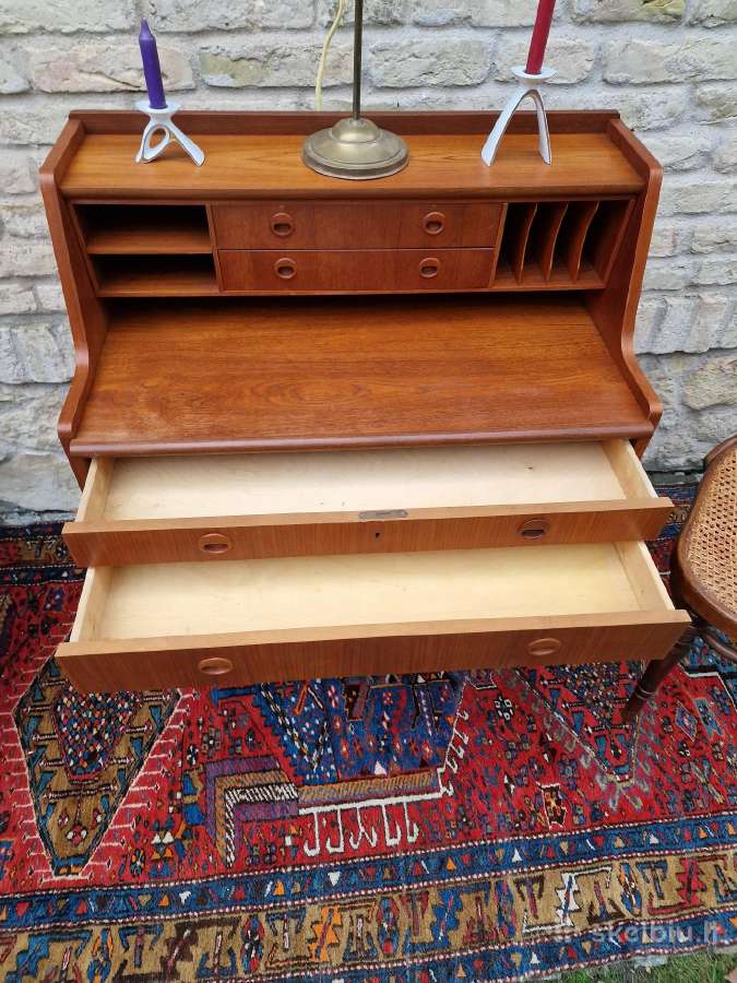 Vintažinis mid century tikmedžio rašomasis stalas - nuotraukos Nr. 6