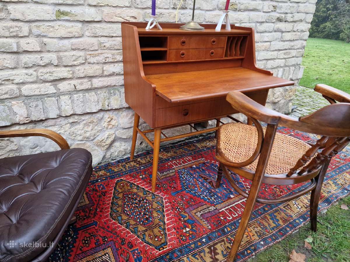 Vintažinis mid century tikmedžio rašomasis stalas - nuotraukos Nr. 25
