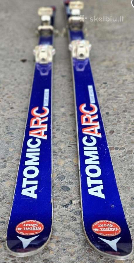Slidės Atomic Arc Team Racing 190 su apkaustais