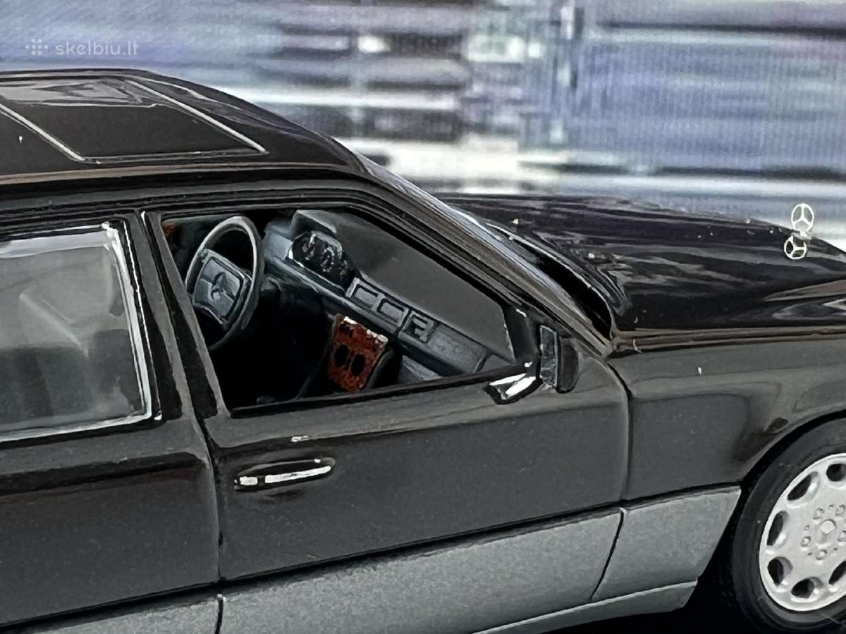 Mercedes Benz E320 W124 1:43 - nuotraukos Nr. 6