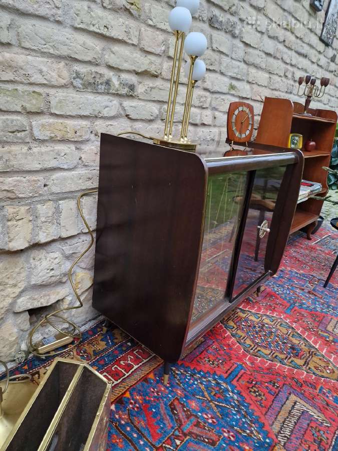 Vintažinė mid century riešutmedžio spintelė/baras - nuotraukos Nr. 6