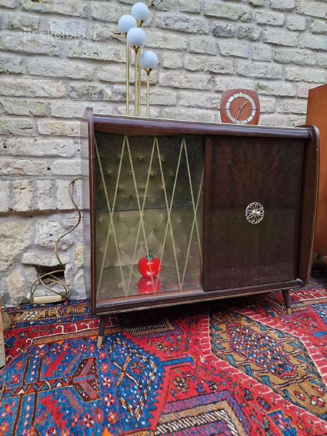 Vintažinė mid century riešutmedžio spintelė/baras - nuotraukos Nr. 12