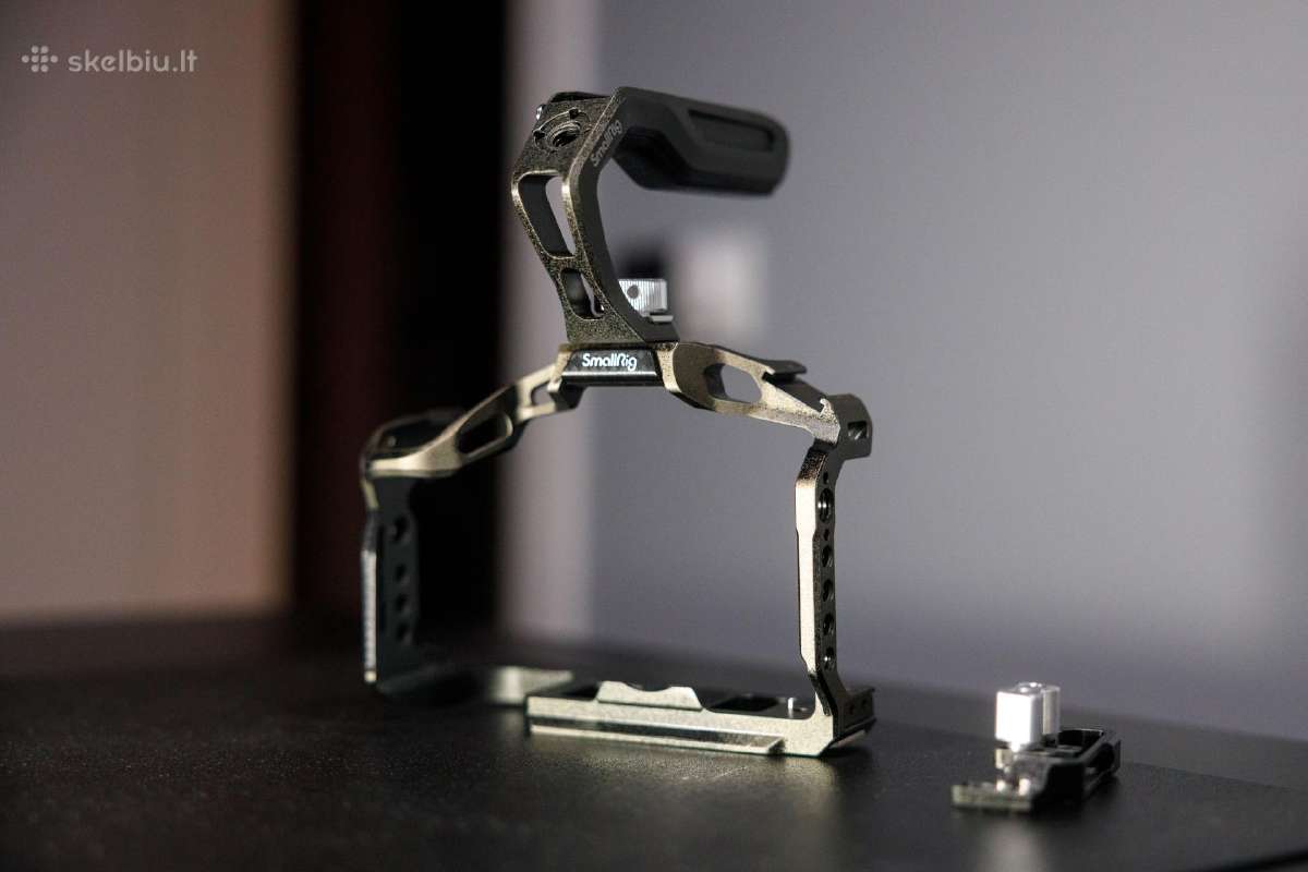 Smallrig cage Kit for EOS R5 & R6