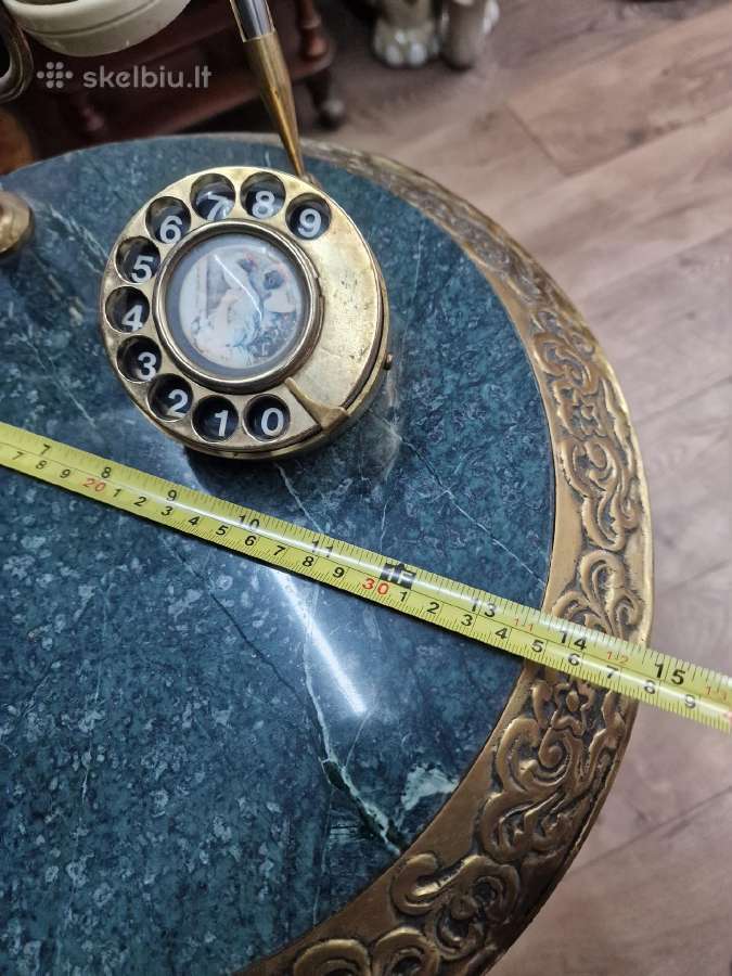 Staliukas Telefonas - nuotraukos Nr. 4