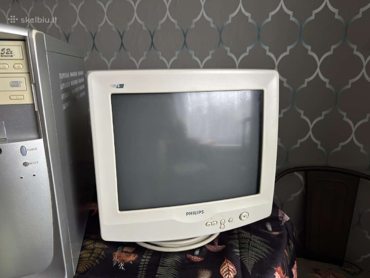 Retro kompiuteris su monitoriumi - nuotraukos Nr. 2