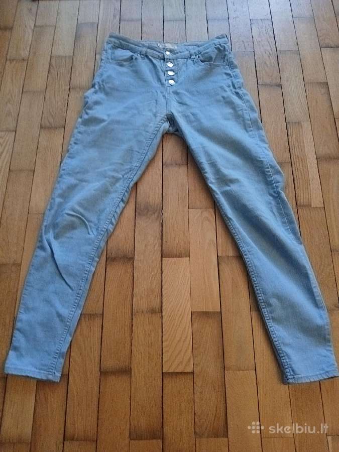Šviesiai mėlyni skinny džinsai, aukštas liemuo