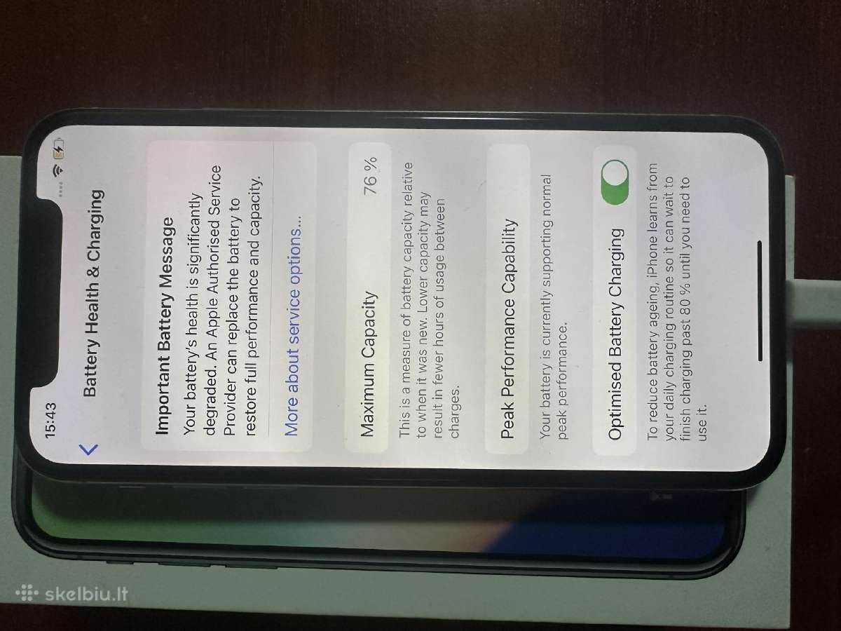 iPhone X 76 battery