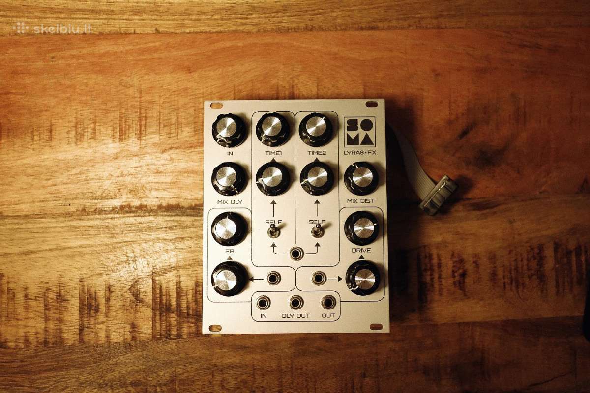 Soma Lyra8 Fx eurorack delay modulis