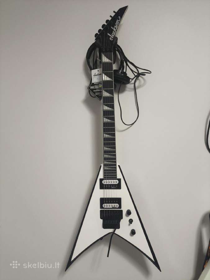 Parduodu gitarą