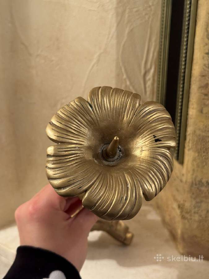 2,5kg labai daili žalvarinė žvakidė - nuotraukos Nr. 9