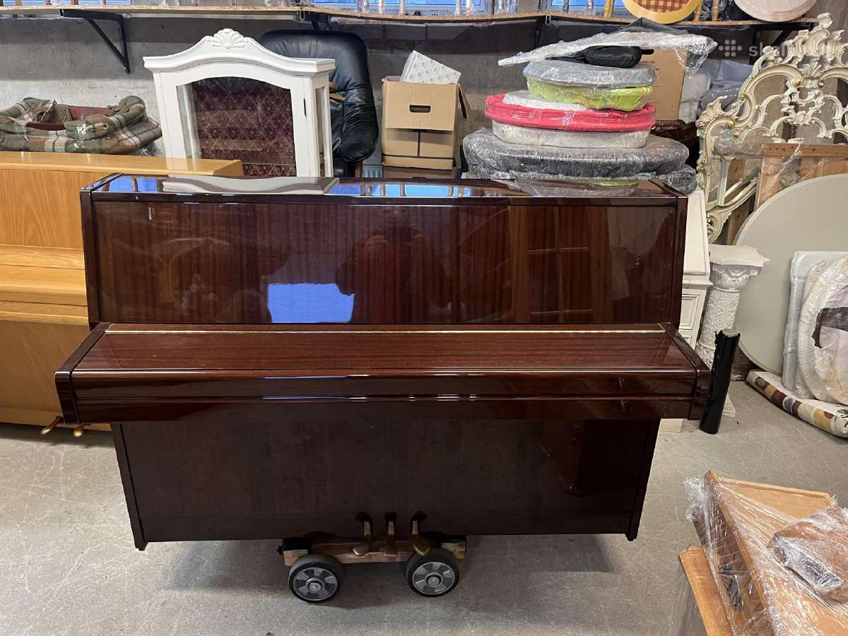 Pianinas Yamaha - nuotraukos Nr. 2