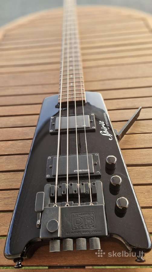 Spirit by Steinberger bosinė gitara