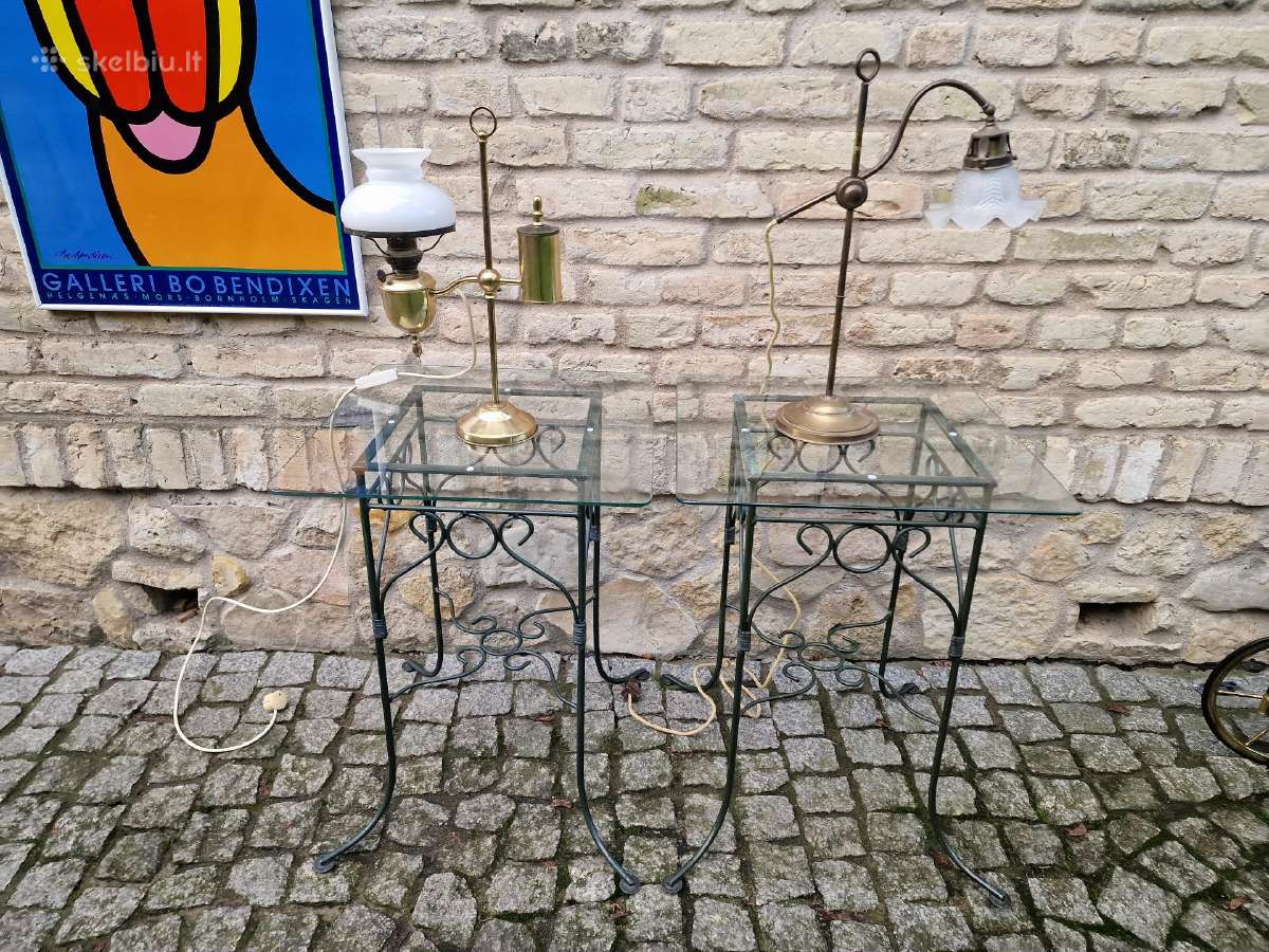 Vintažiniai kaltinio plieno konsoliniai staliukai - nuotraukos Nr. 6
