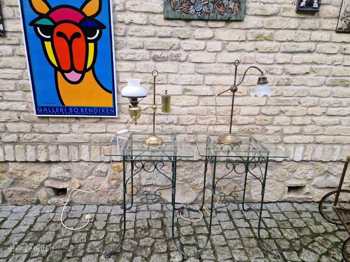 Vintažiniai kaltinio plieno konsoliniai staliukai - nuotraukos Nr. 16