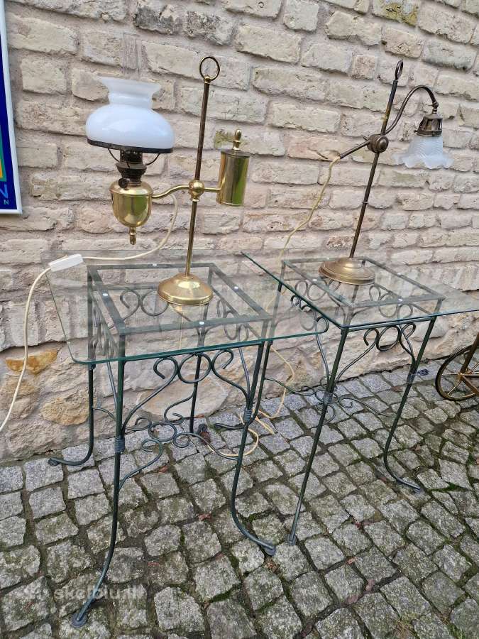 Vintažiniai kaltinio plieno konsoliniai staliukai - nuotraukos Nr. 17
