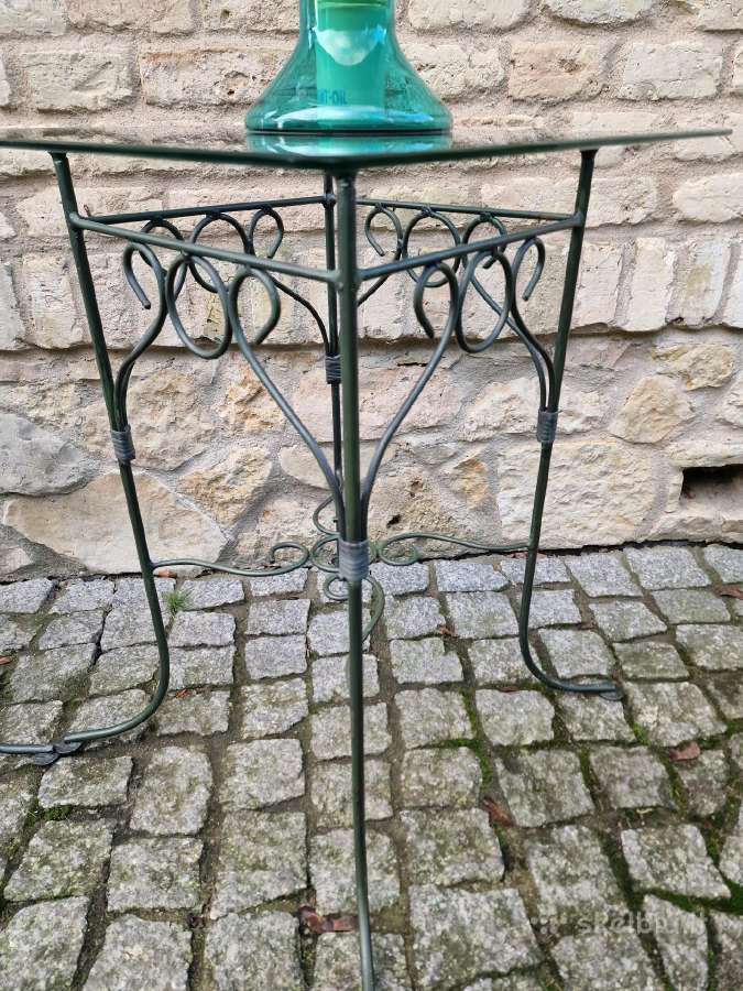 Vintažiniai kaltinio plieno konsoliniai staliukai - nuotraukos Nr. 23