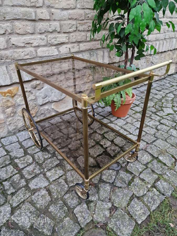 Vintažinis žalvario ir tonuoto stiklo servantas - nuotraukos Nr. 7