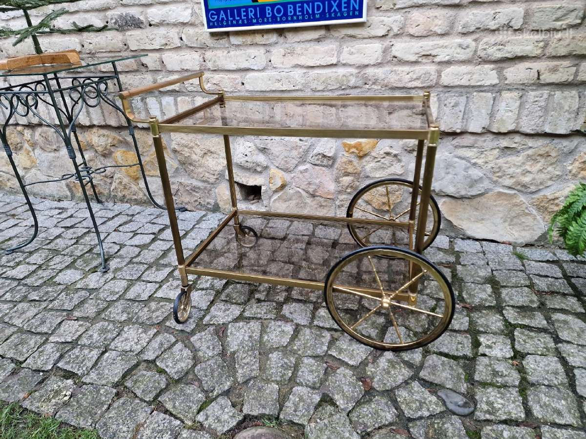 Vintažinis žalvario ir tonuoto stiklo servantas - nuotraukos Nr. 13
