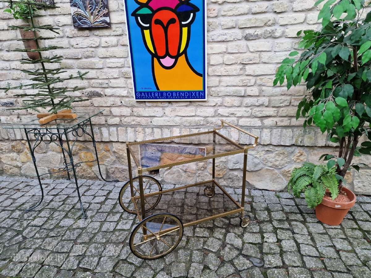 Vintažinis žalvario ir tonuoto stiklo servantas - nuotraukos Nr. 32