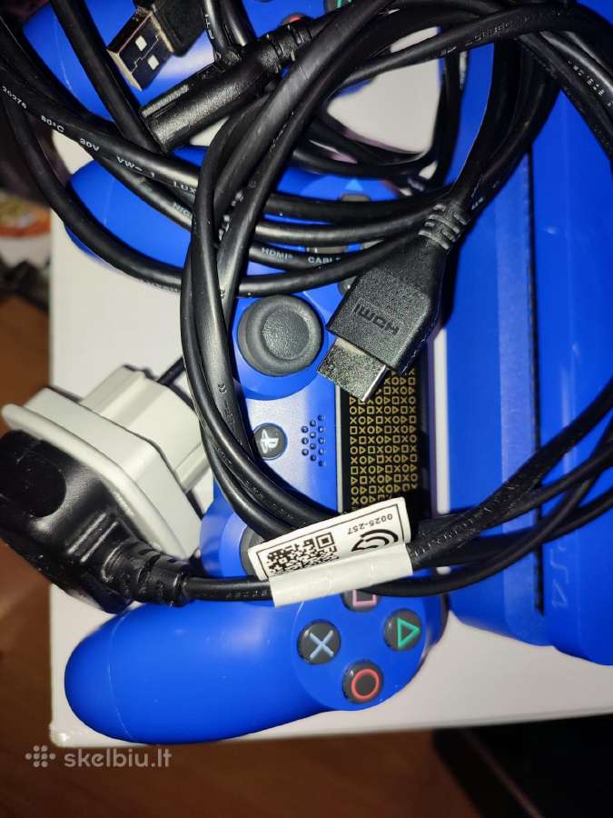Playstation 4 slim, atristas, viduje 50 zaidimu - nuotraukos Nr. 3