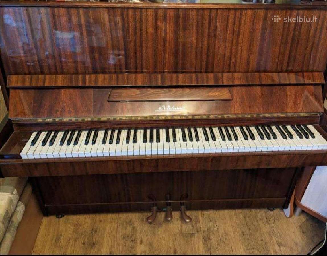 Pianinas "Noktiurno"