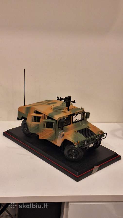 Humvee modeliukas, Maisto 1:18 - nuotraukos Nr. 3