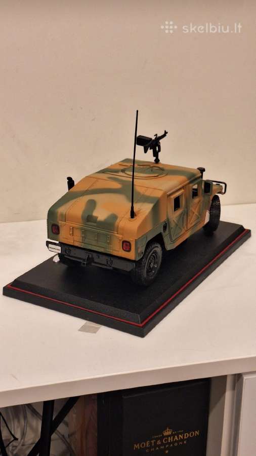 Humvee modeliukas, Maisto 1:18 - nuotraukos Nr. 4