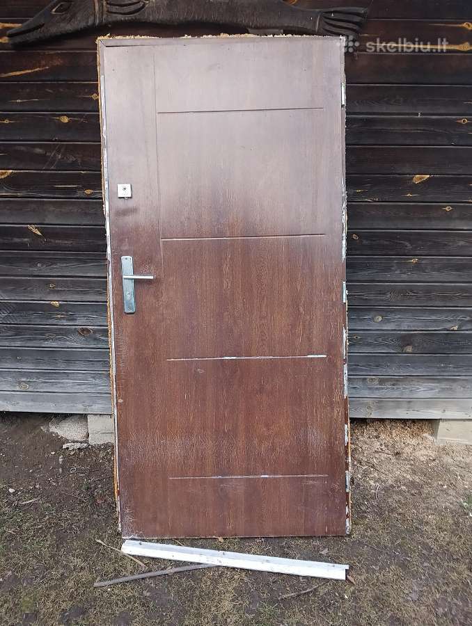 Ne naujos lauko durys