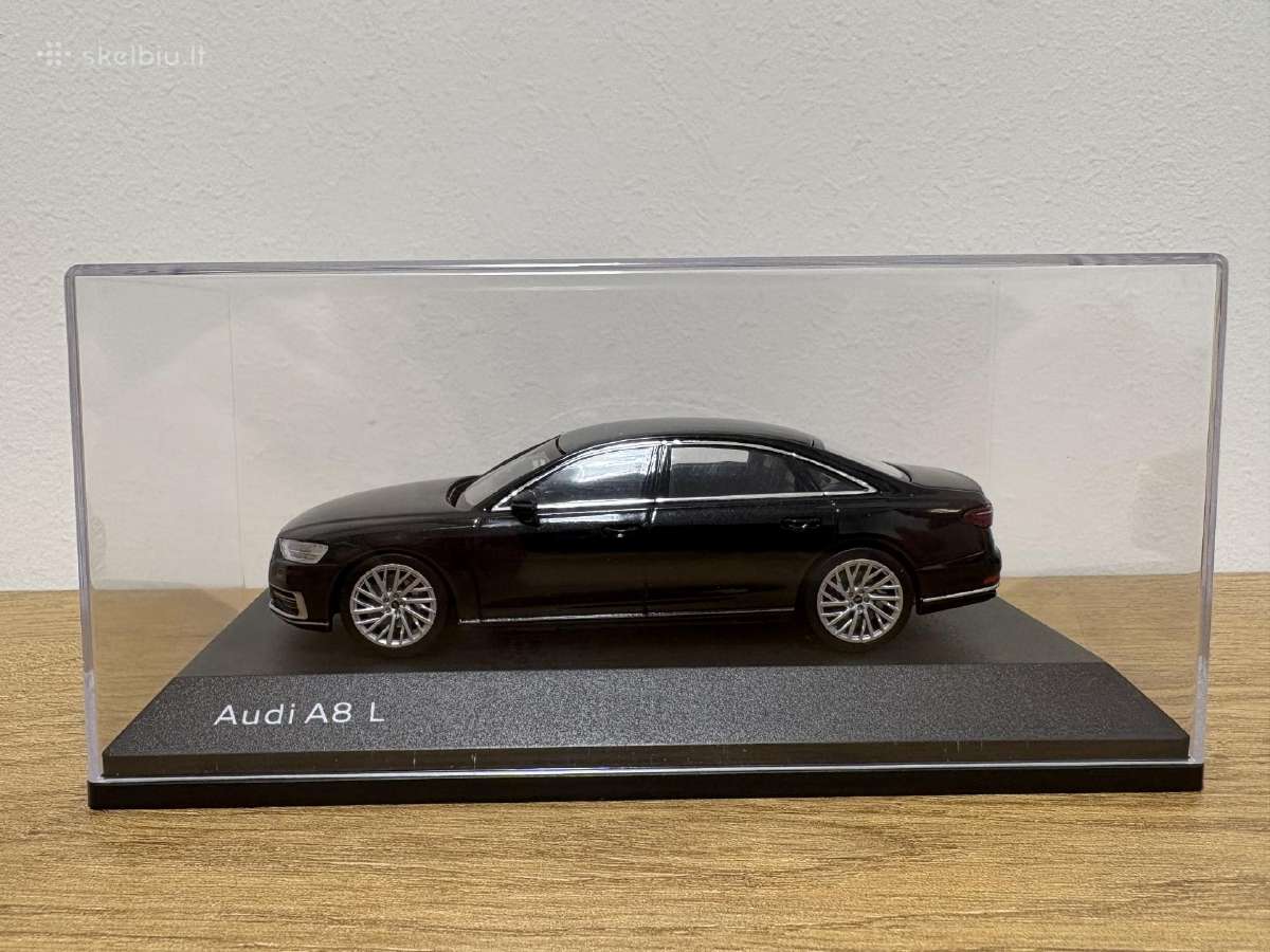 Audi A8 L (D5)