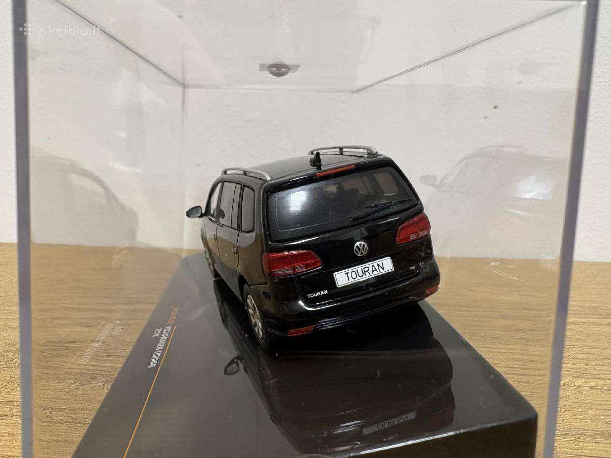 Volkswagen Touran - nuotraukos Nr. 3