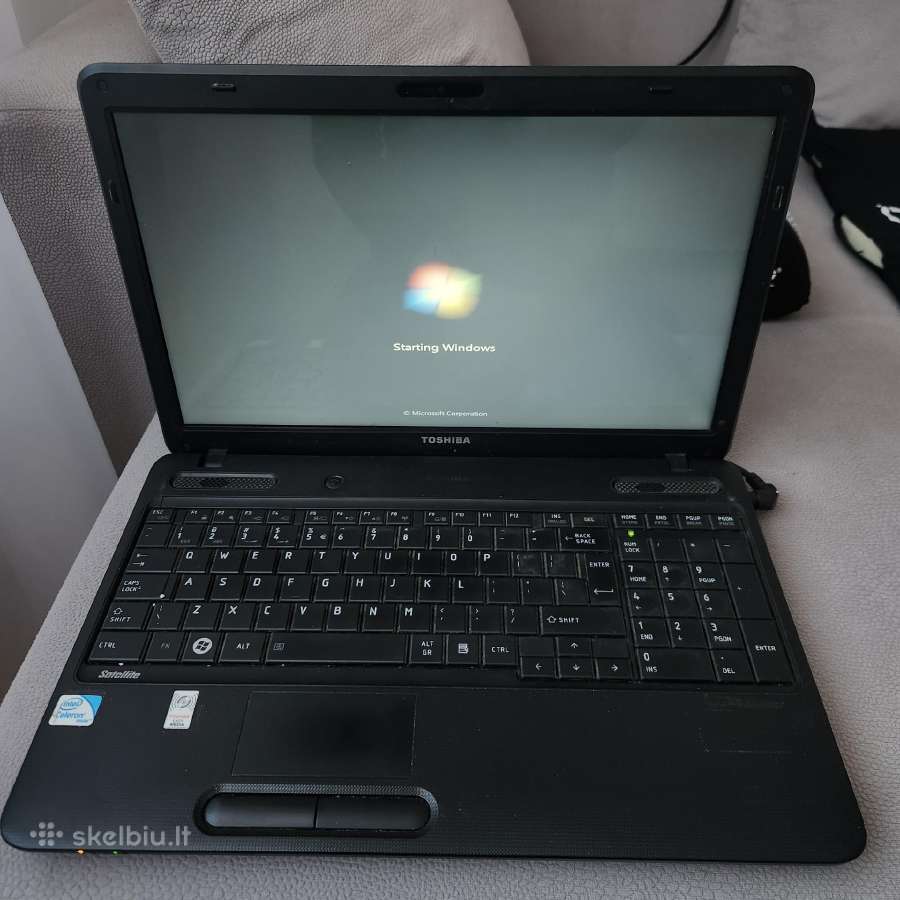 Toshiba Satellite kompiuteris