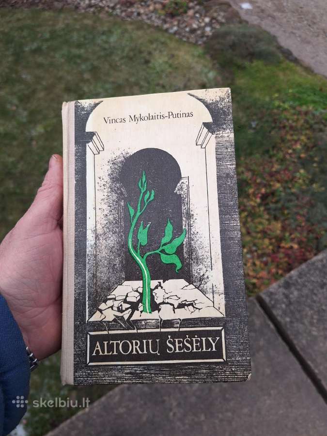 Altorių šešėly 1983m.