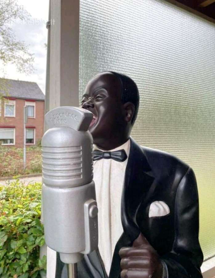 Skulptūra, statula. Jazz muzikantas.