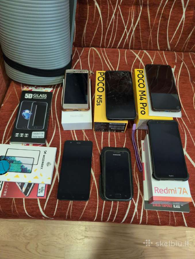 5 seni mobilūs telefonai