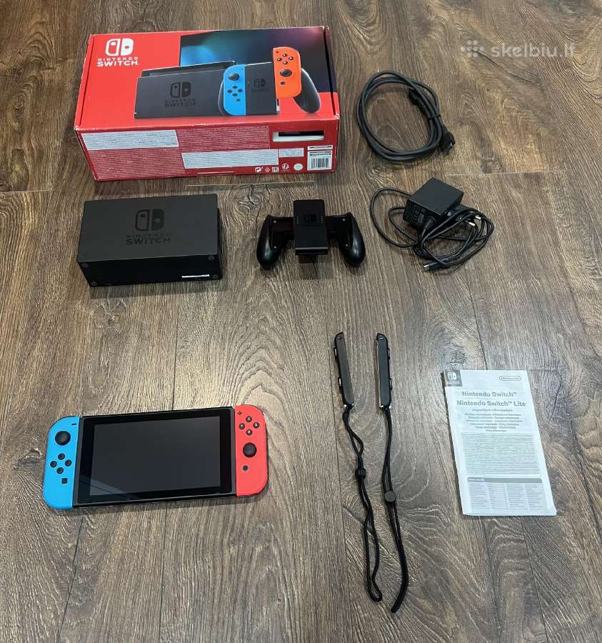 Nintendo Switch, Blue & Red, 32gb