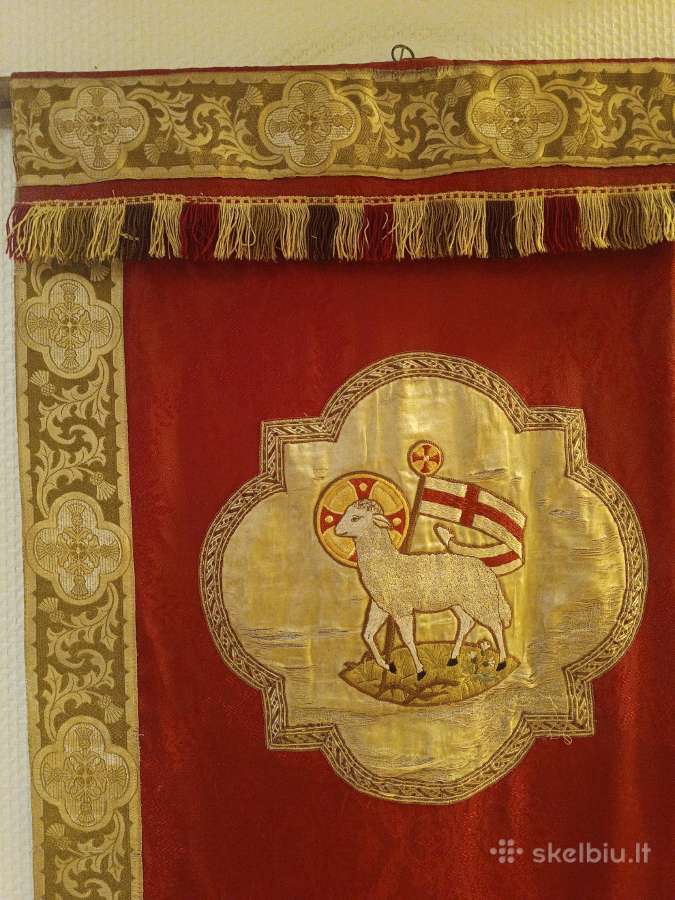 Bažnytinė liturginė vėliava su Agnus Dei XX a. v