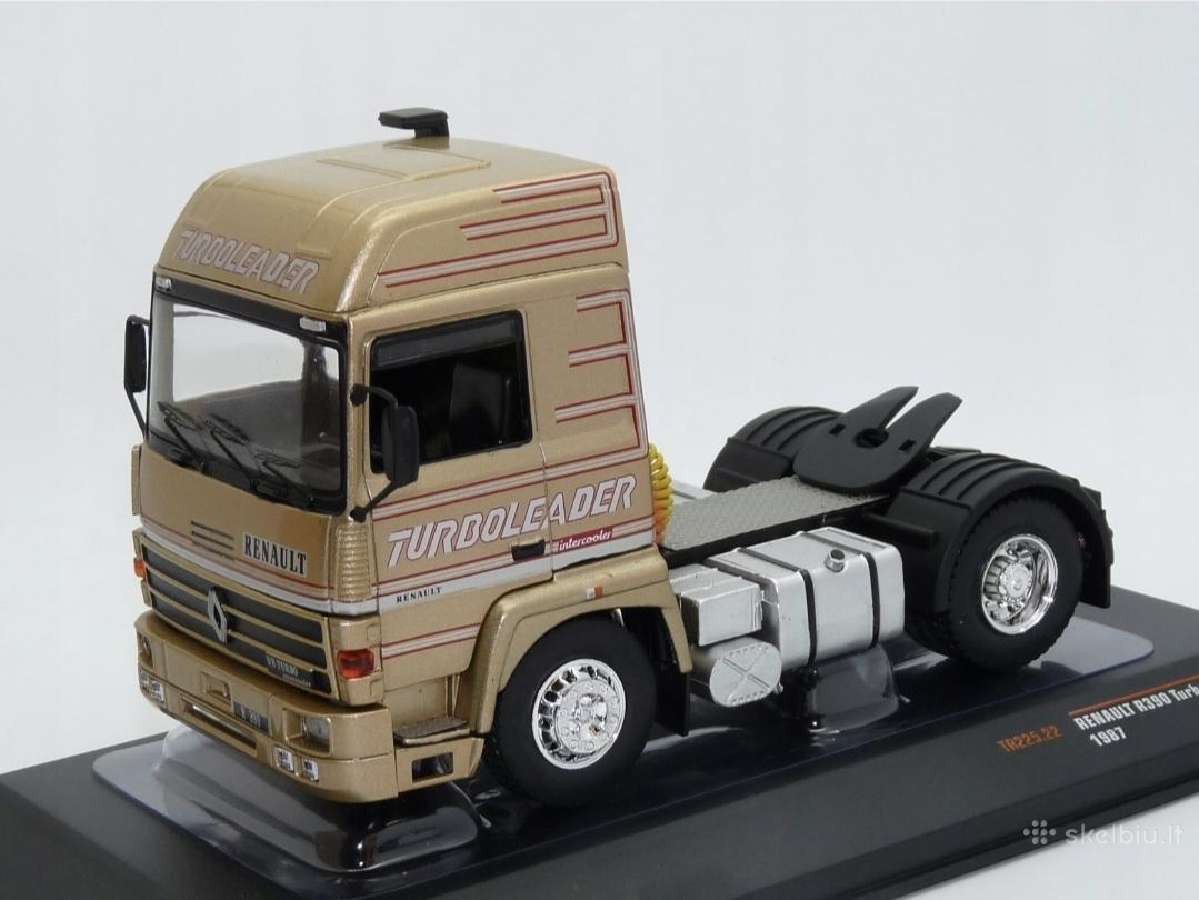 Renault R390
