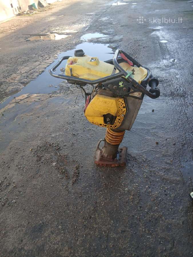 Vibrokoja Bomag Bt60 2015m