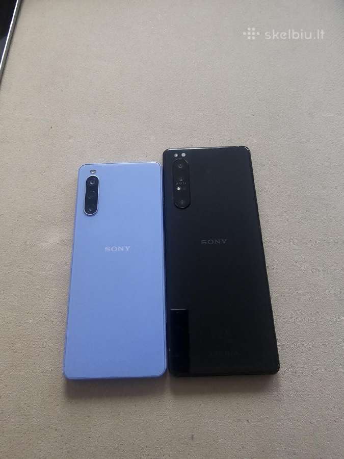 Sony 10 4 sony 1 II