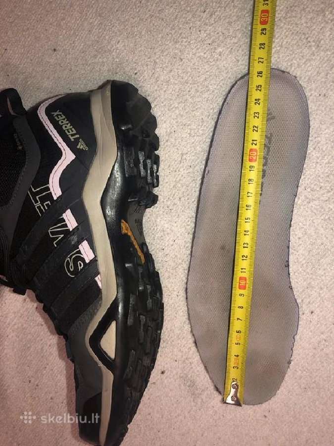 Adidas kedai - nuotraukos Nr. 4