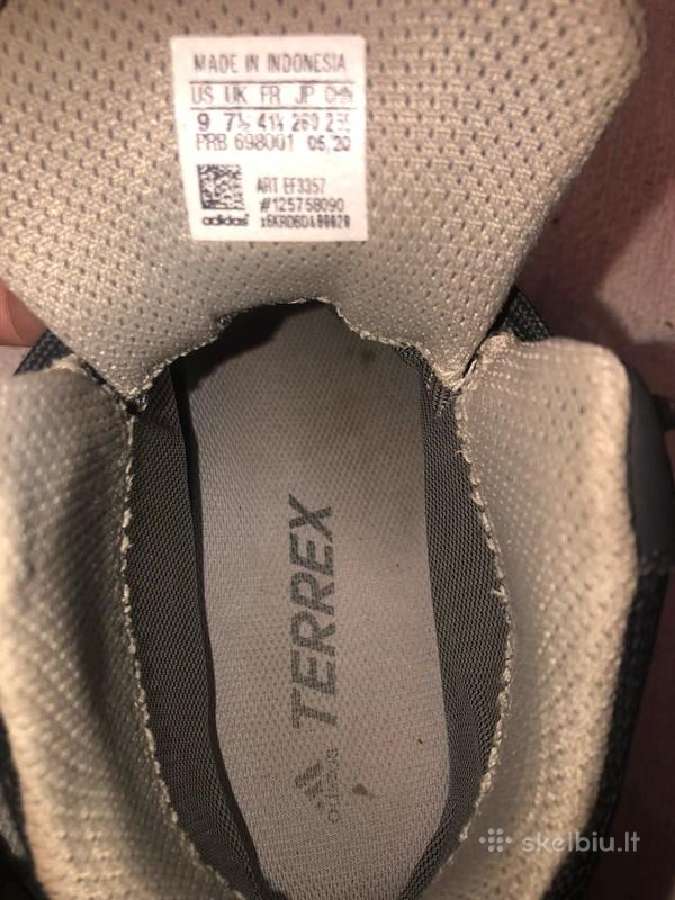 Adidas kedai - nuotraukos Nr. 7