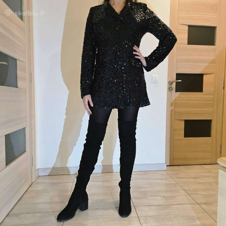 Moteriška suknelė su blizgučiais