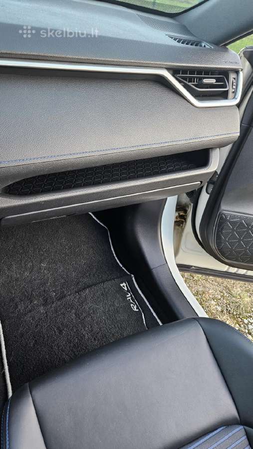 Puikios būklės Toyota Rav4 - nuotraukos Nr. 18