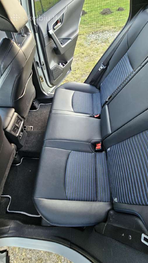Puikios būklės Toyota Rav4 - nuotraukos Nr. 24