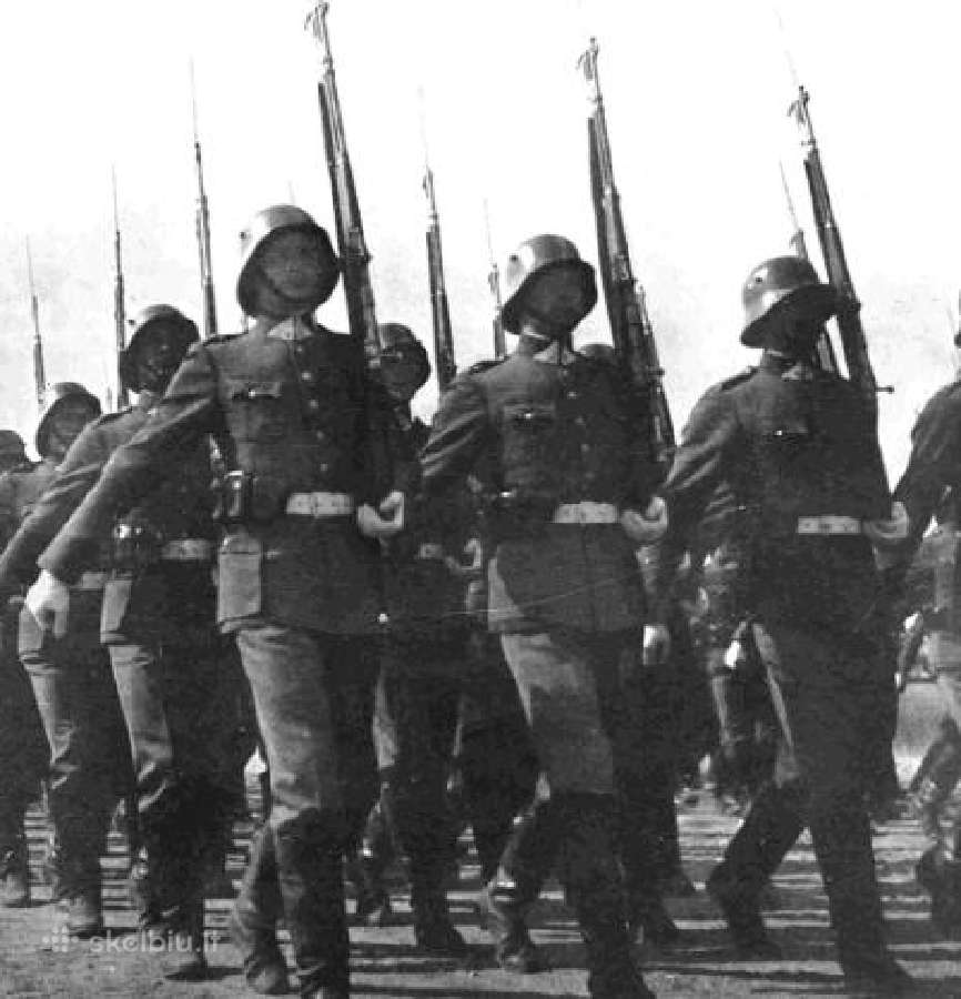Pirkčiau tarpukario Lietuvos kariuomenės šalmą
