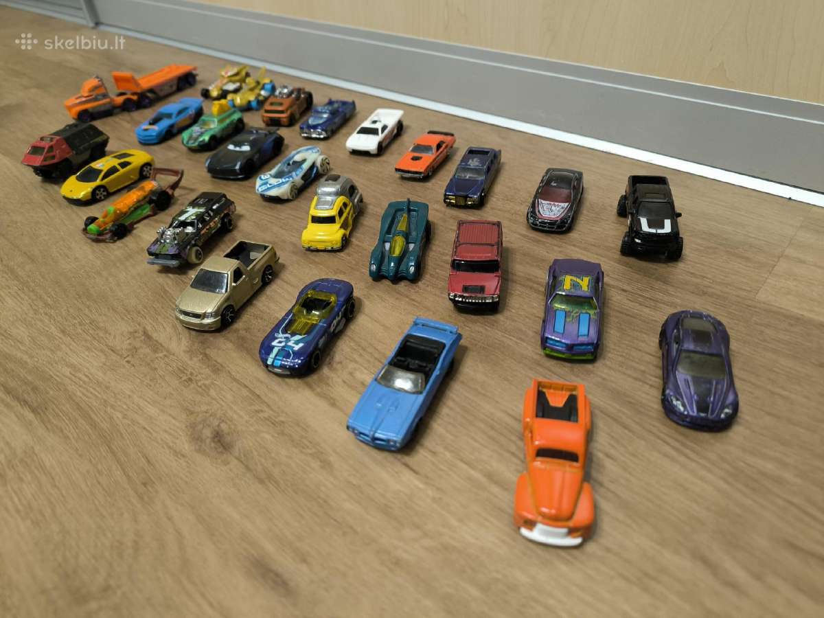 Hot wheels masineles