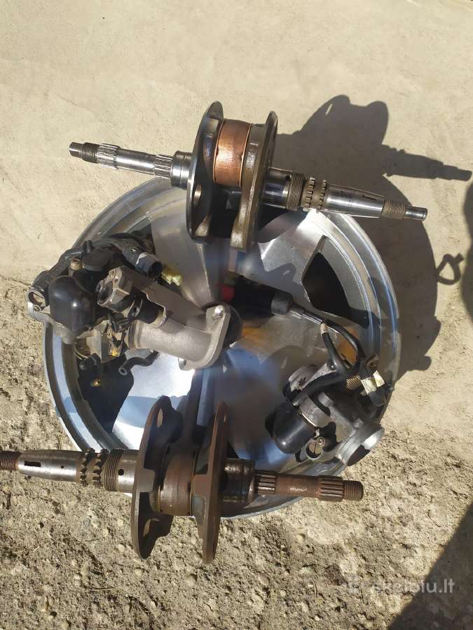 Suzuki burgman 650 ir400 dalimis 650 variklį 45tkm - nuotraukos Nr. 14